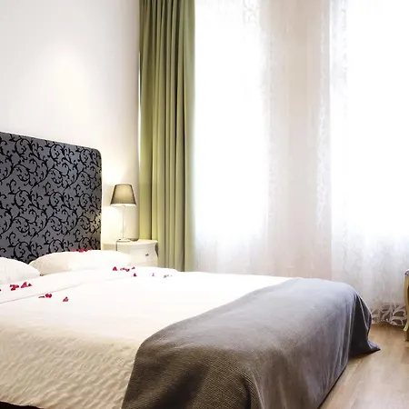 Dolce Boutique Szálloda 4*